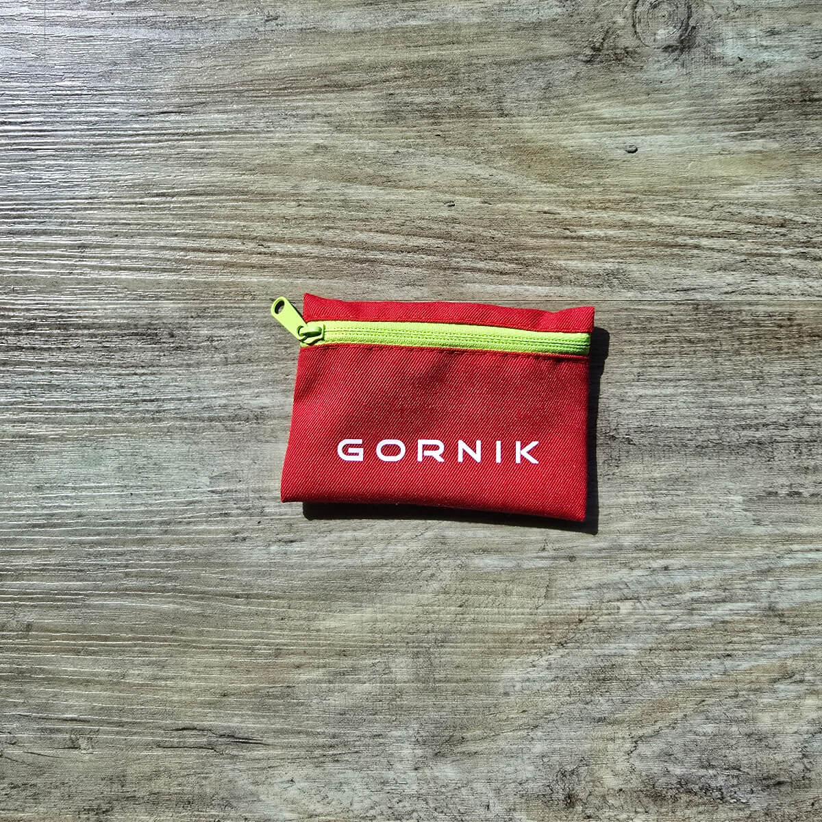 denarnica gornik rdeca