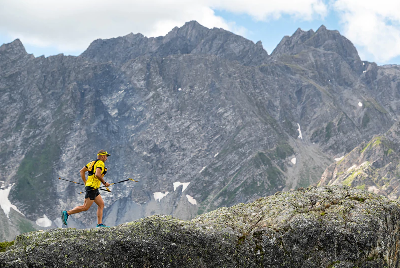 tekaski nahrbtnik mountain runner evo
