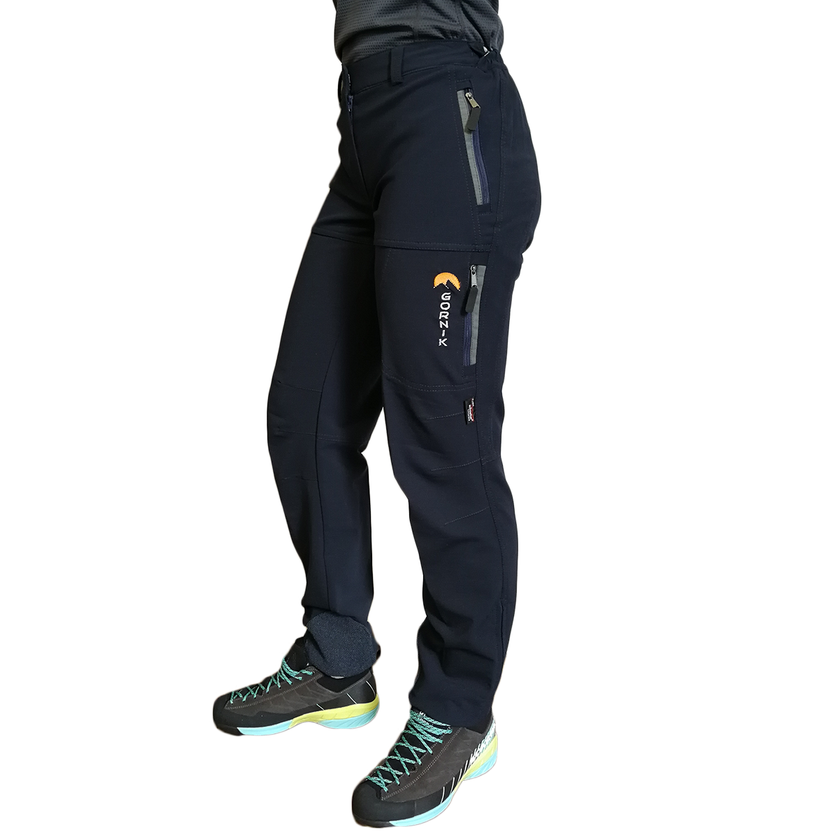 zenske pohodne hlace rodica