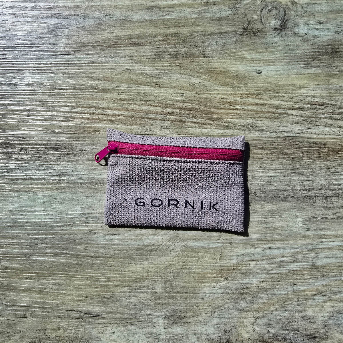 denarnica gornik siva