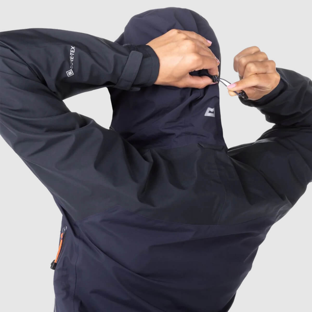 zenska nepremocljiva jakna saltoro gtx