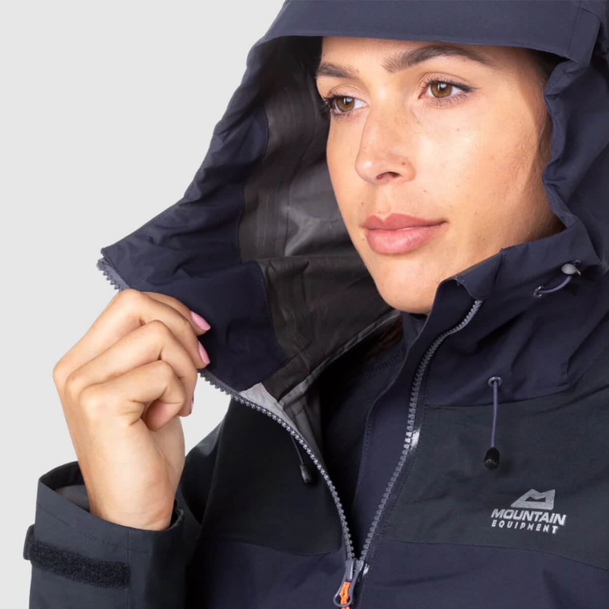 zenska nepremocljiva jakna saltoro gtx